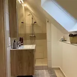 Проживание в семье Jasmin House *