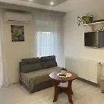 Jasmin House *