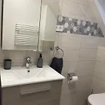 Проживание в семье Jasmin House