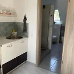 Jasmin House Проживание в семье