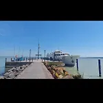 Jasmin House Проживание в семье Вонярцвашхедь