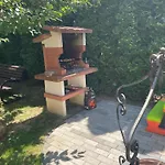 Проживание в семье Jasmin House *