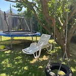 Проживание в семье Jasmin House