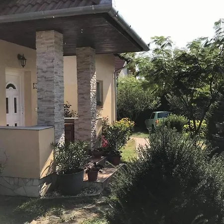 Jasmin House منزل للإقامة