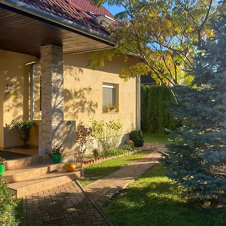 Jasmin House * فونيارتْسفاشغ