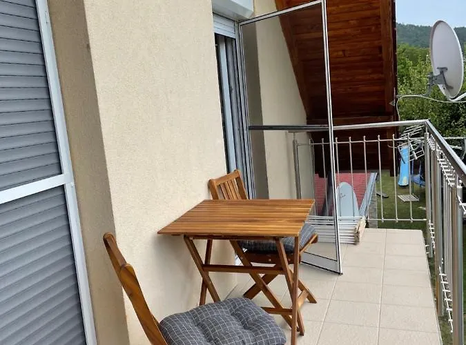 Homestay Jasmin House *