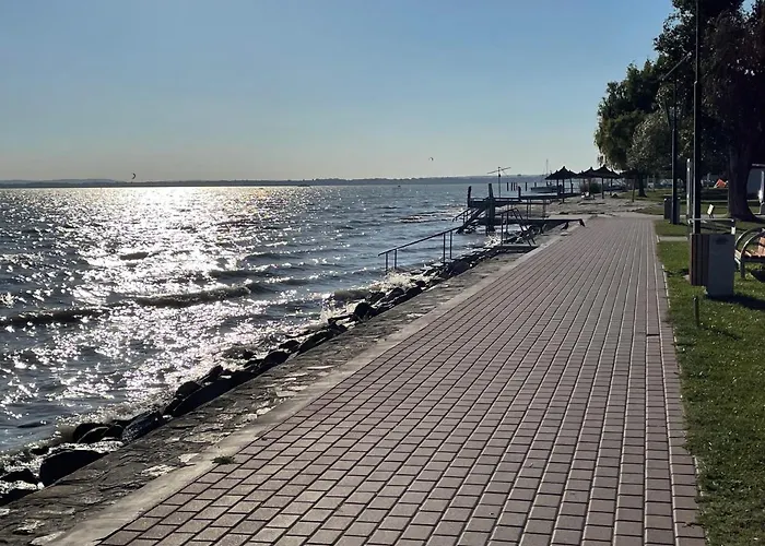 Homestay Jasmin House *