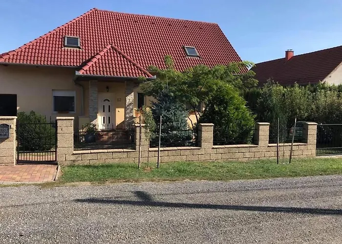 Jasmin House Homestay *