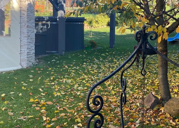 Homestay Jasmin House Vonyarcvashegy