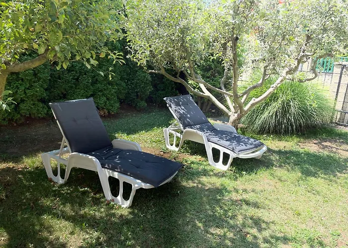 Homestay Jasmin House *